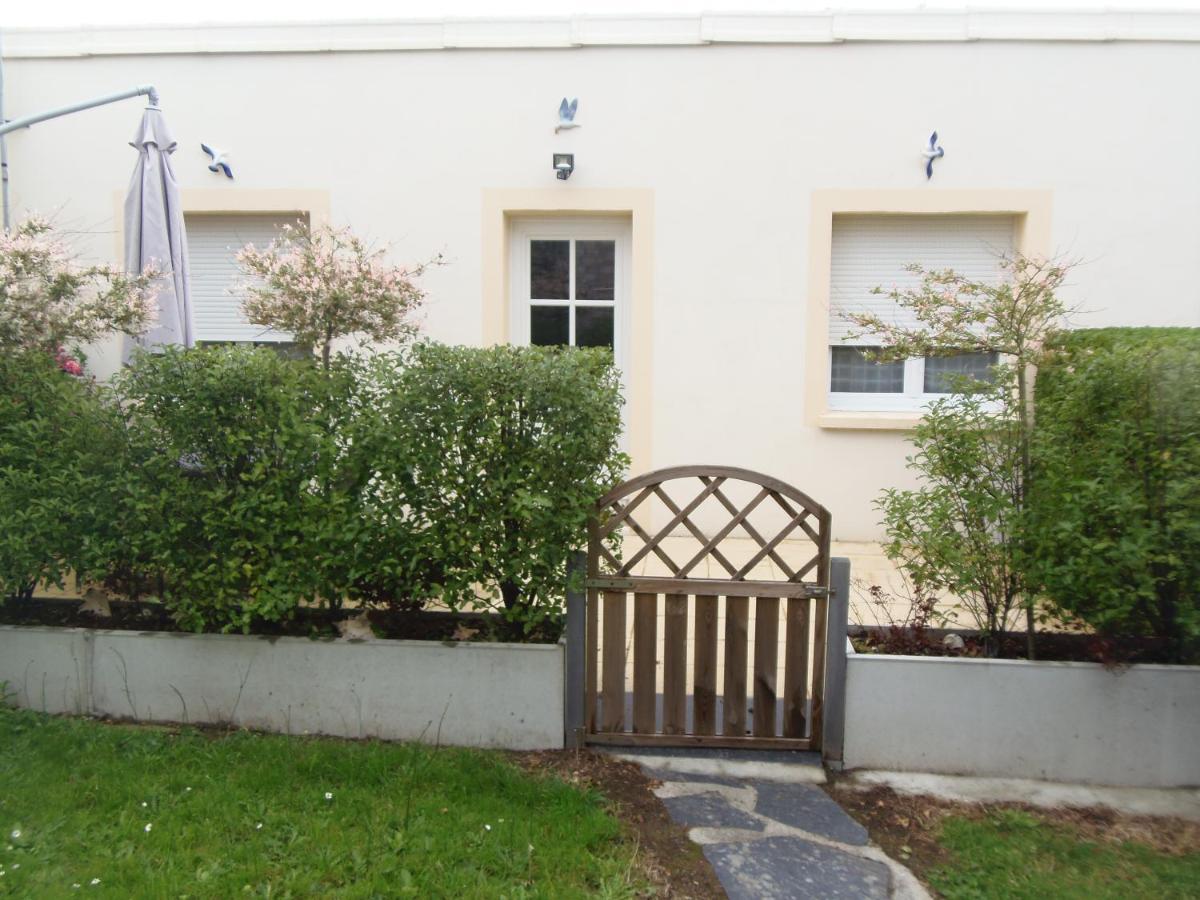 Petite Maison De Vacance กรองด์คอมป์-เมซี ภายนอก รูปภาพ