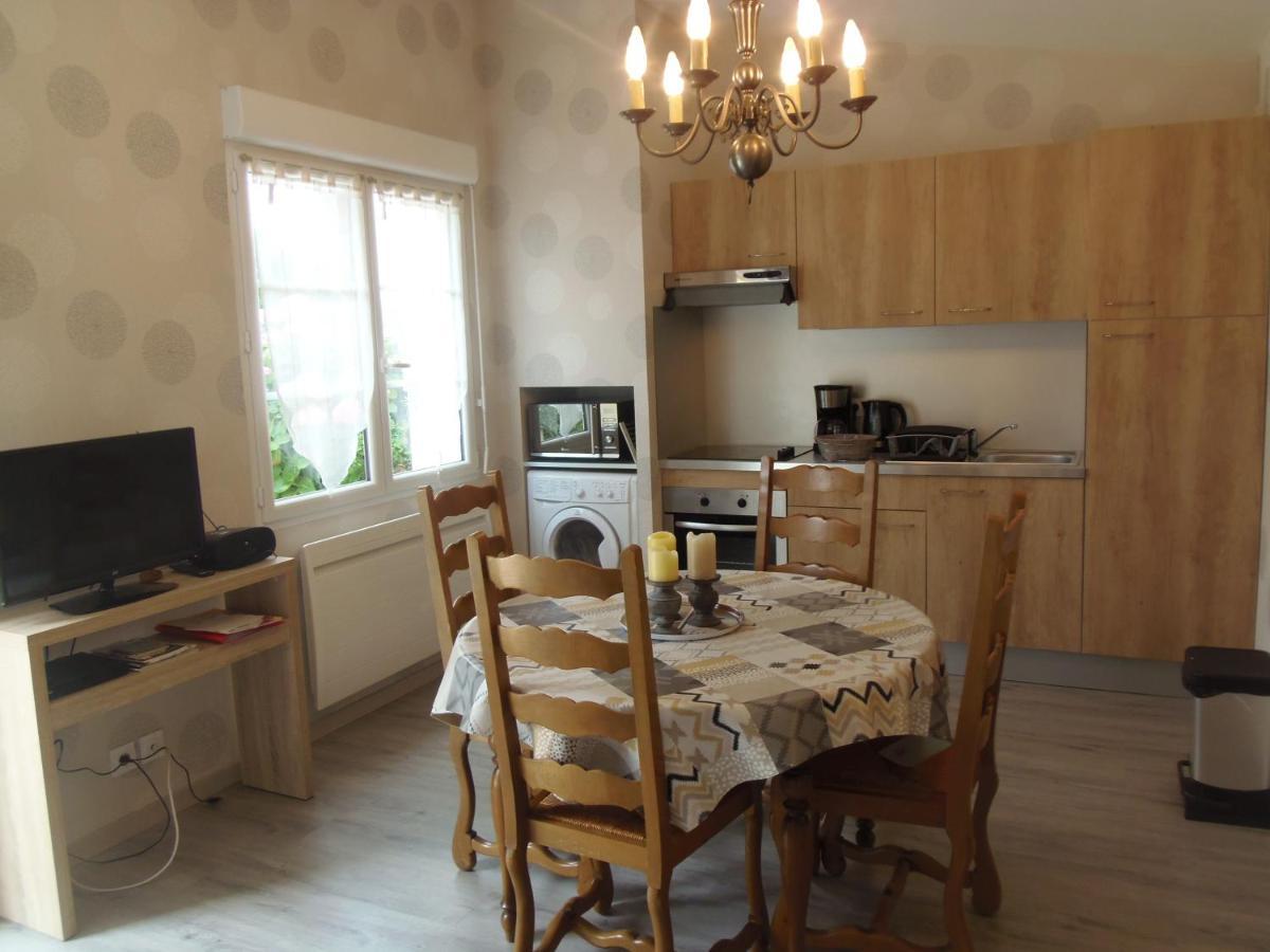 Petite Maison De Vacance กรองด์คอมป์-เมซี ภายนอก รูปภาพ